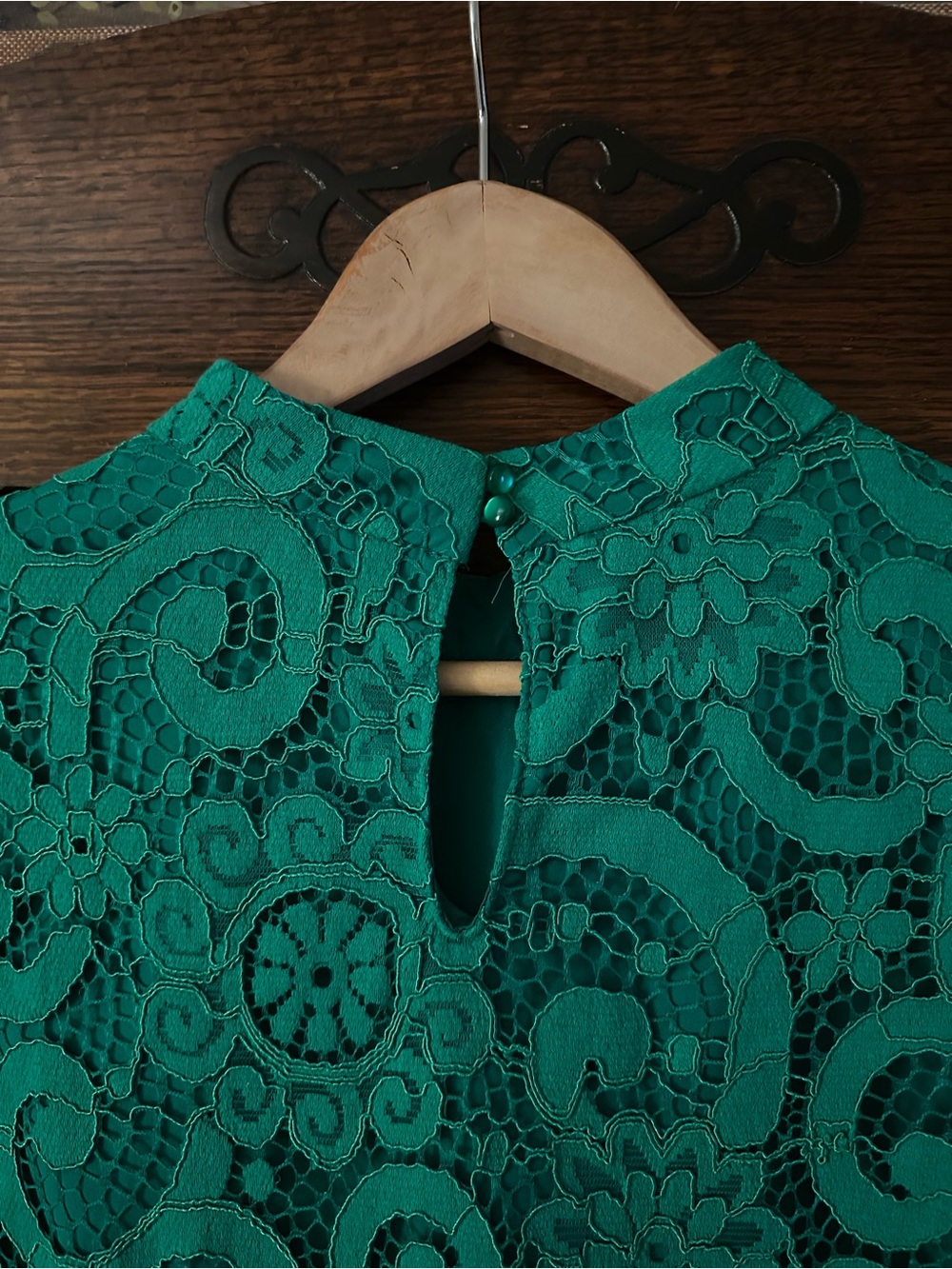 Nanette Lapore Green Crochet Lace Mock-Neck Blouse Elegant Holiday Evening Sz XL - Picture 5 of 6